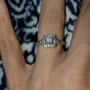 Sterling Silver Ring with Diamonds